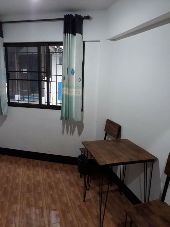 Changphuakgate Guesthouse チエンマイ エクステリア 写真