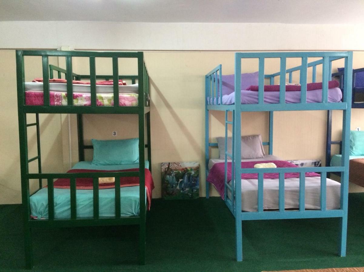 Changphuakgate Guesthouse チエンマイ エクステリア 写真